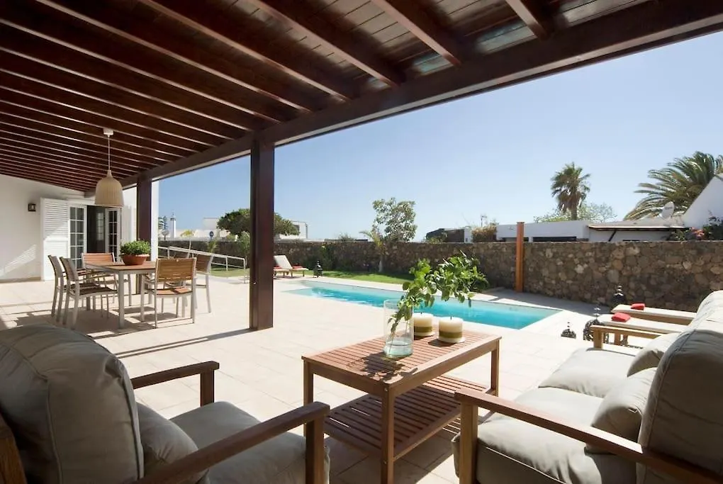 Villa Perla Puerto del Carmen  0*, Puerto del Carmen (Lanzarote)